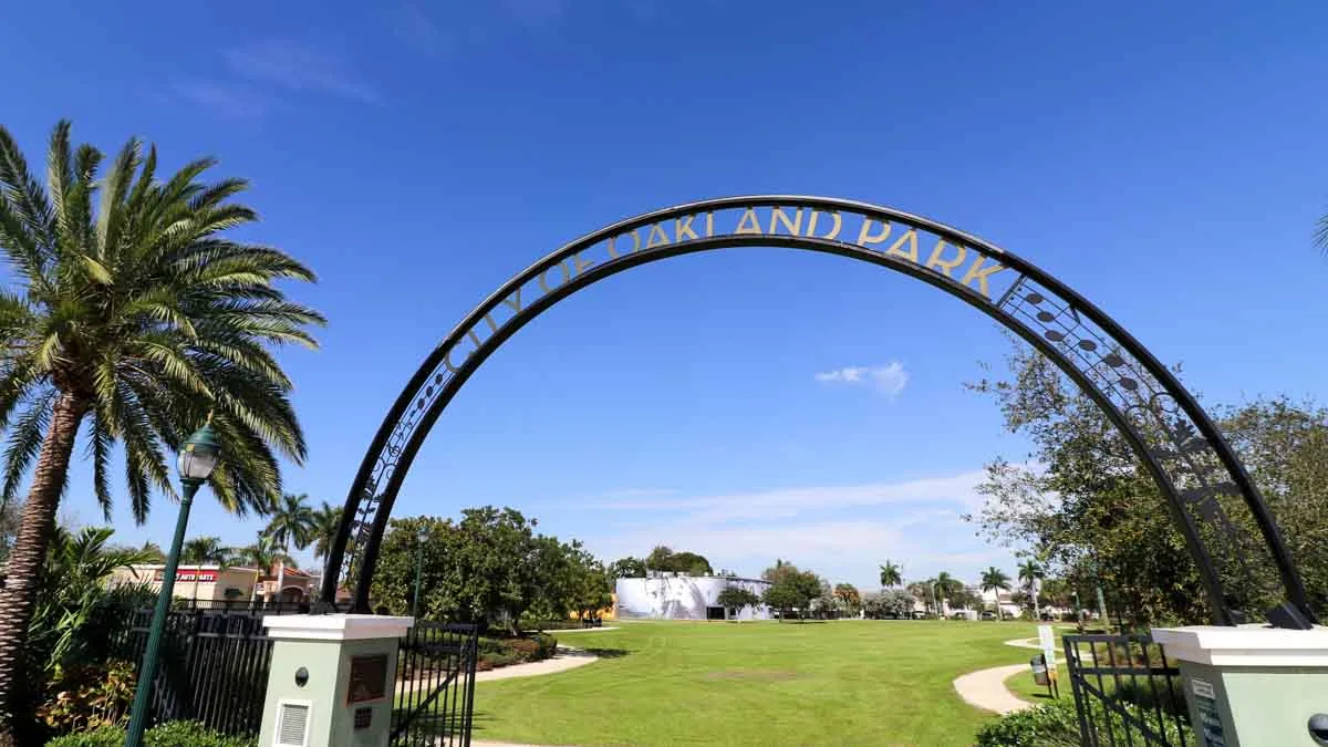 Commercial Roofing in Oakland Park, FL